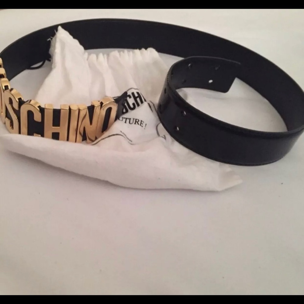 Moschino waist belt size 38